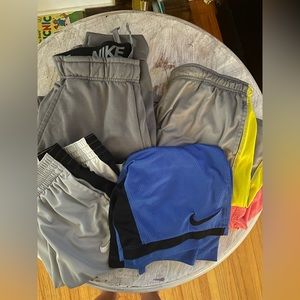 Boys Nike bundle